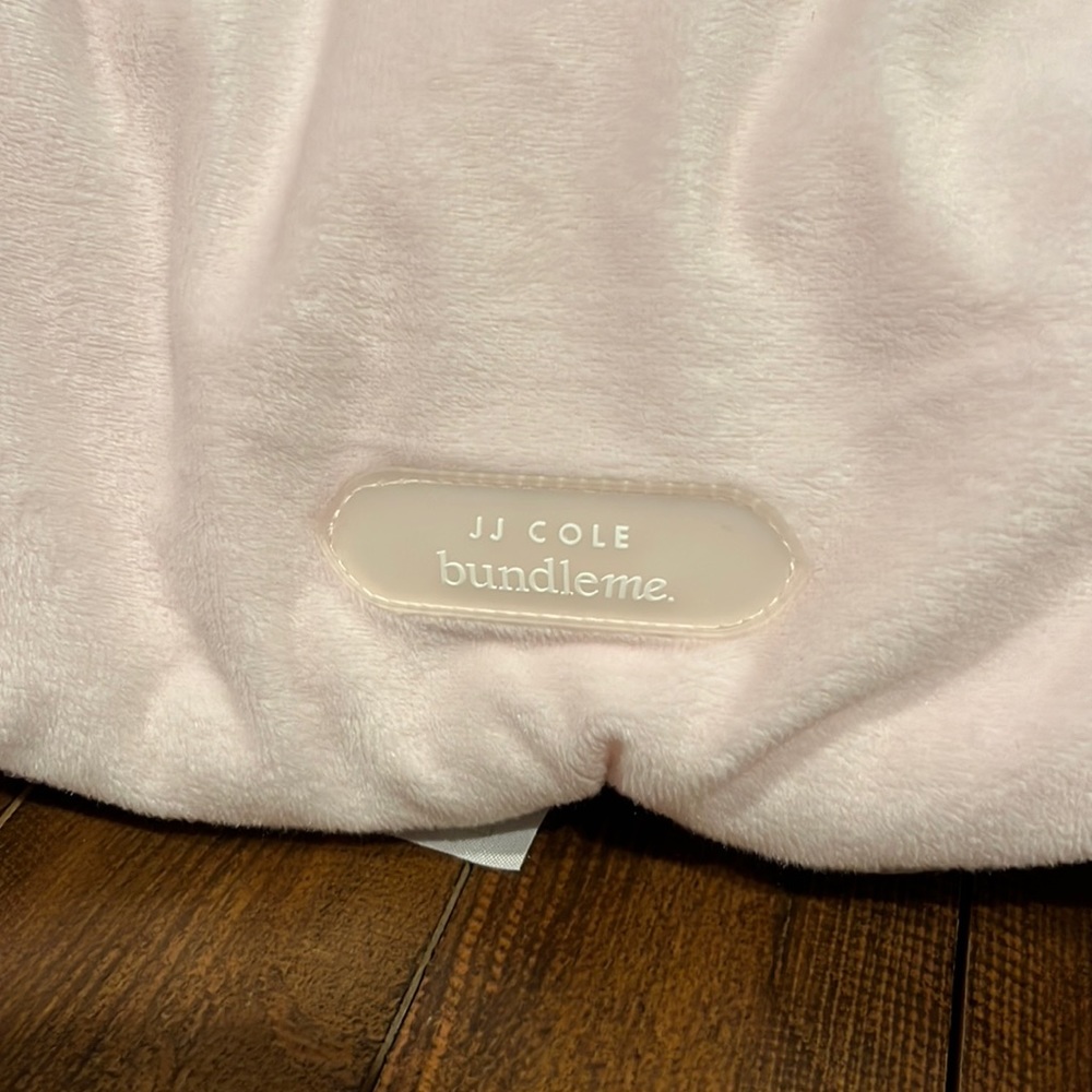 JJ Cole Bundleme Car Seat Cover